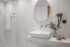 The Athenaeum Luxury Hotel
