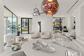 The Athenaeum Luxury Hotel