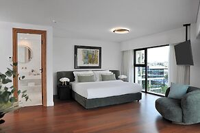 The Athenaeum Luxury Hotel