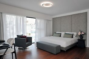 The Athenaeum Luxury Hotel