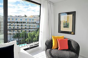 The Athenaeum Luxury Hotel
