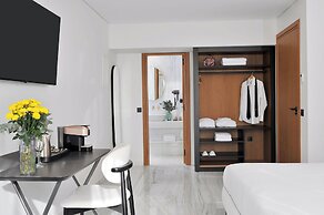 The Athenaeum Luxury Hotel