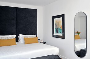 The Athenaeum Luxury Hotel