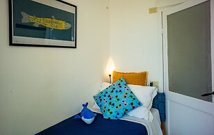 Maemuna Sea View Apartment