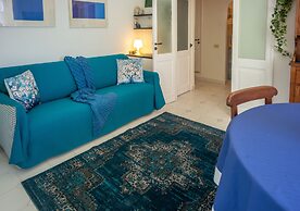 Maemuna Sea View Apartment