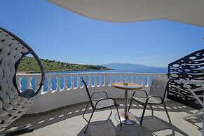 Villa Juna Beach