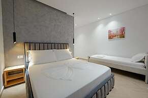 Villa Juna Beach