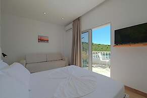 Villa Juna Beach