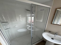 Captivating 3-bed Caravan Seton Sands