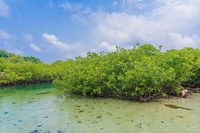 Ordovician Beach Resort