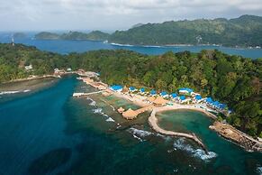 Ordovician Beach Resort