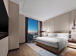 Doubletree By Hilton Yantai Golden Coast Hotel & Suites