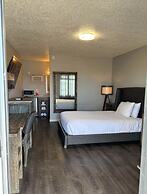 PARKSIDE INN