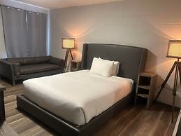 PARKSIDE INN