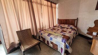 Royal Palace Hostal