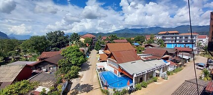 Bountang Mountain View Riverside Hotel