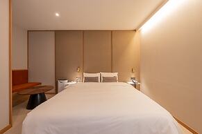 H Avenue Munhyeon