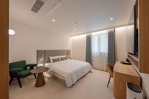 H Avenue Munhyeon