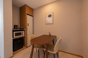 H Avenue Munhyeon