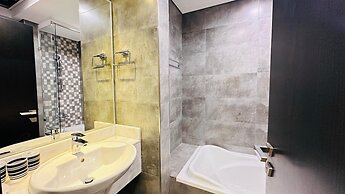 Spacious Studio Apartment Burj View with Balcony Free Parking by Belvi