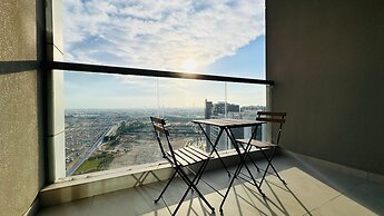 Spacious Studio Apartment Burj View with Balcony Free Parking by Belvi