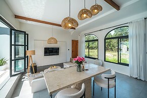 Villa Honey