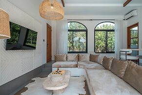Villa Honey