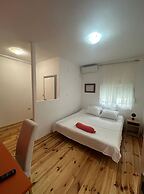 Themis Apart Hotel