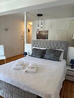 Themis Apart Hotel