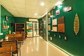 Forrest Hostels