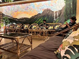 Forrest Hostels