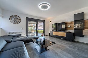 Apartments Royal