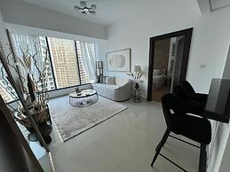 Chic Comfy 1BR in Dubai Marina