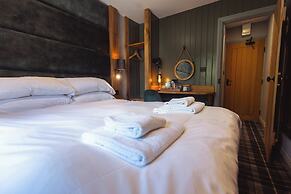 The Green Dragon Inn - Hardraw