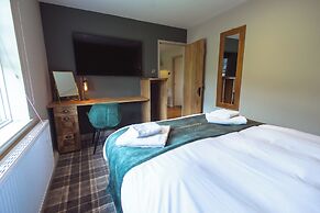 The Green Dragon Inn - Hardraw