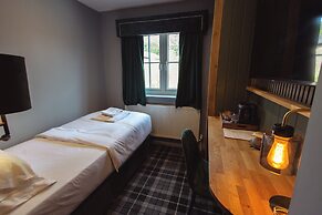 The Green Dragon Inn - Hardraw