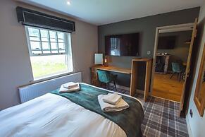 The Green Dragon Inn - Hardraw