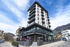 Hotel Del Medio