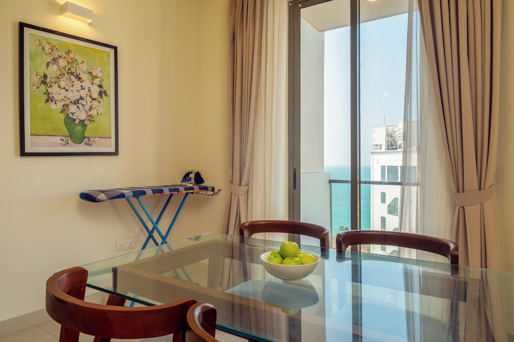 Marine Suites