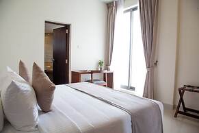 Marine Suites
