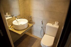 Marine Suites