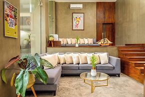 Marine Suites