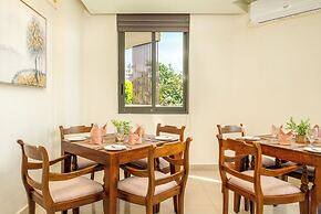 Marine Suites
