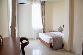 Marine Suites