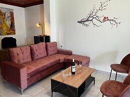 Skiathos Modern Garden Escape Apt