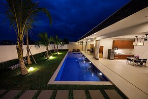 Angkor Rendezvous