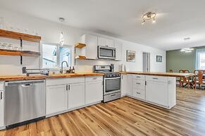 Apartment In Anchorage ~ 1.2 Miles from Downtown 2 Bedroom Apts by Red