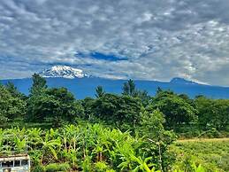 Mount Kilimanjaro360 View Cottage