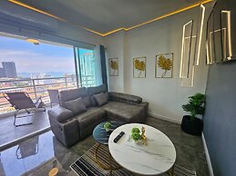 View Talay 5 - Beachfront Ocean View - High Floor & Huge Pool