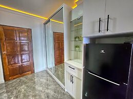 View Talay 5 - Beachfront Ocean View - High Floor & Huge Pool